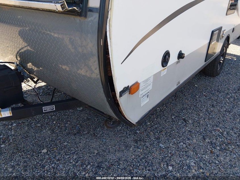 2015 Jayco Jay feather VIN 1UJBJHAH0F1JP0449 IAAI salvage auction — FRONT END, Salvage (New Jersey), sold $25 on 2026-10-22 (photo 7)