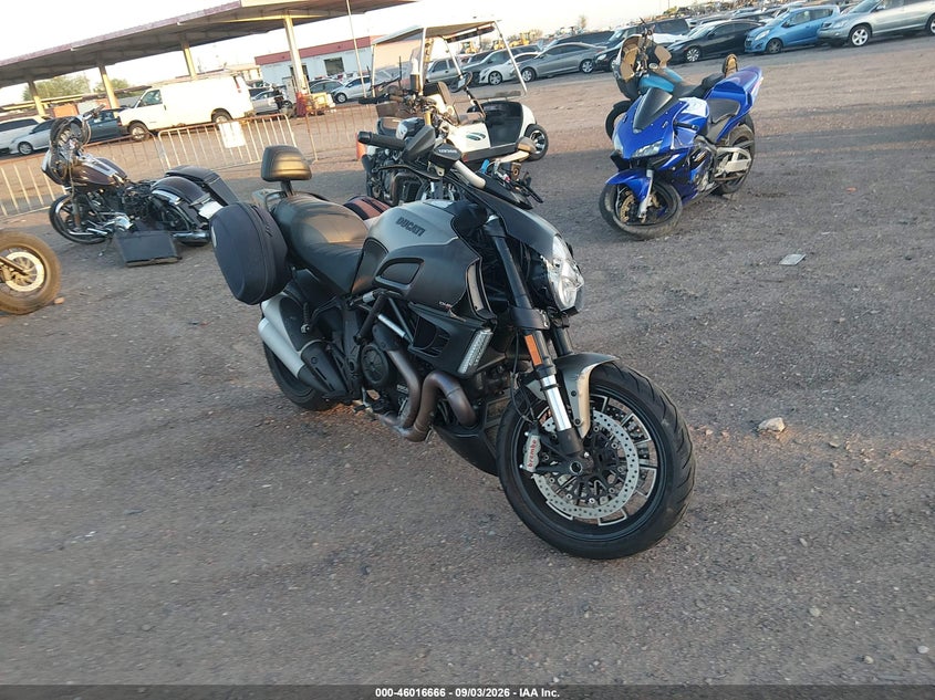 2014 Ducati Diavel VIN ZDM13BLWXEB016990 IAAI salvage auction — LEFT SIDE, Salvage (Arizona), sold $1,850 on 2026-09-16 (photo 1)