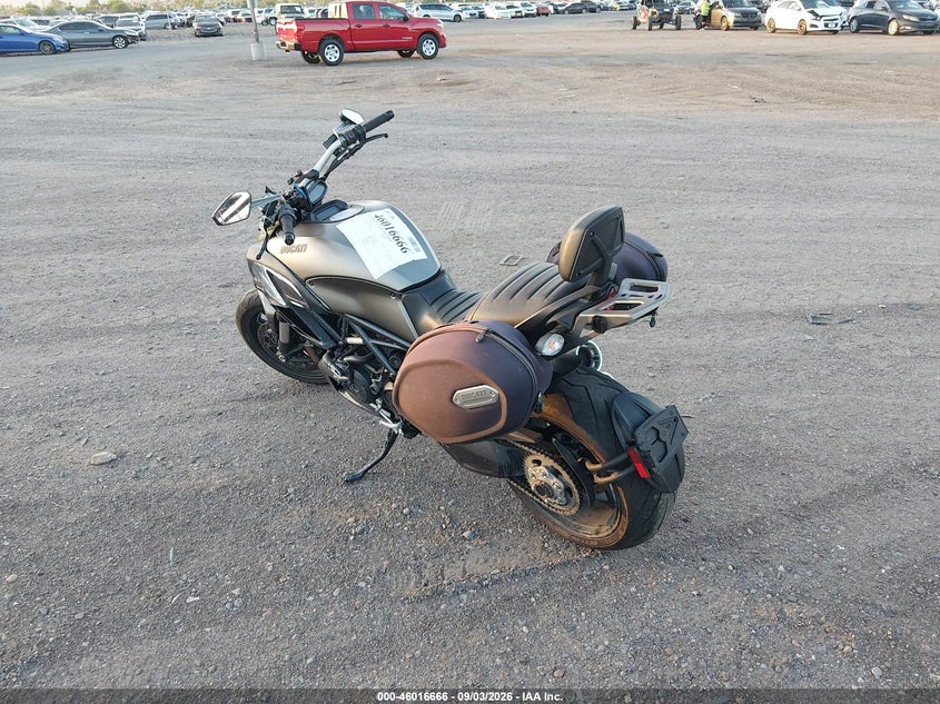 2014 Ducati Diavel VIN ZDM13BLWXEB016990 IAAI salvage auction — LEFT SIDE, Salvage (Arizona), sold $1,850 on 2026-09-16 (photo 3)