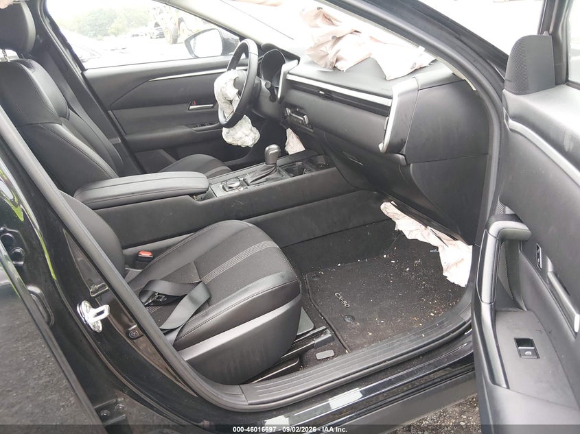 2025 Mazda Cx-50 VIN 7MMVAABW6SN132017 IAAI salvage auction — RIGHT FRONT, Salvage Title, sold $9,700 on 2026-10-02 (photo 5)