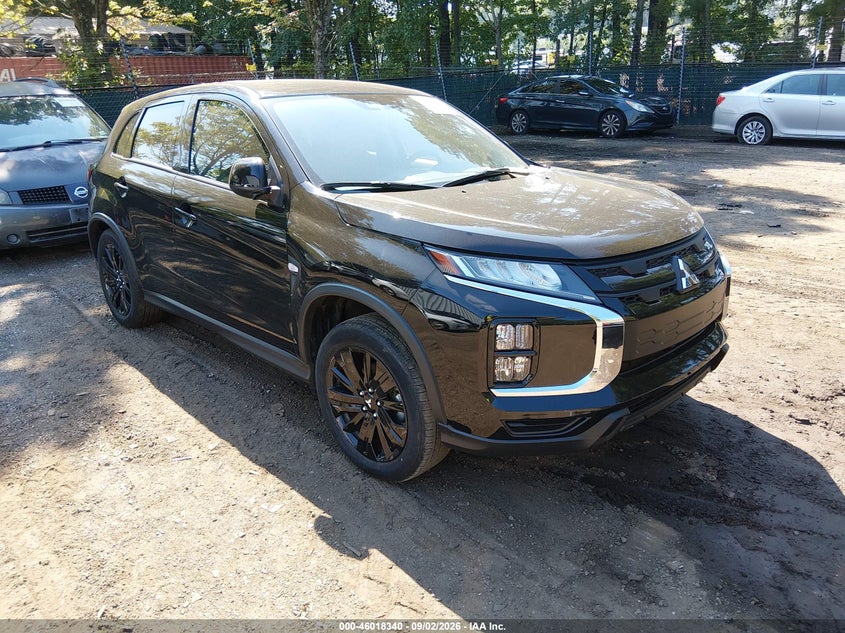 2025 Mitsubishi Outlander VIN JA4ARUAU9SU009871 — IAAI salvage auction photo