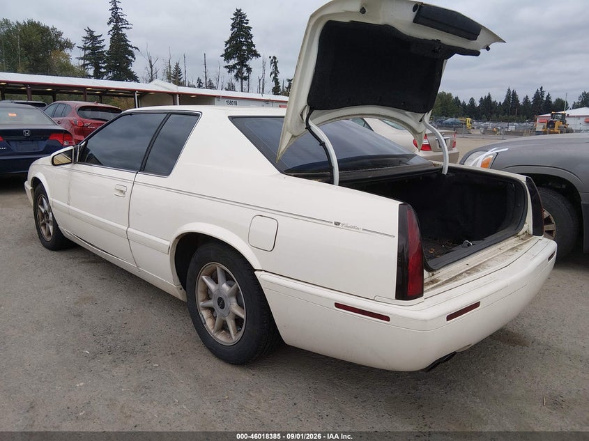 2002 Cadillac Eldorado VIN 1G6EC12932B106824 IAAI salvage auction — REAR END, Clear (Washington), sold $225 on 2026-09-23 (photo 3)