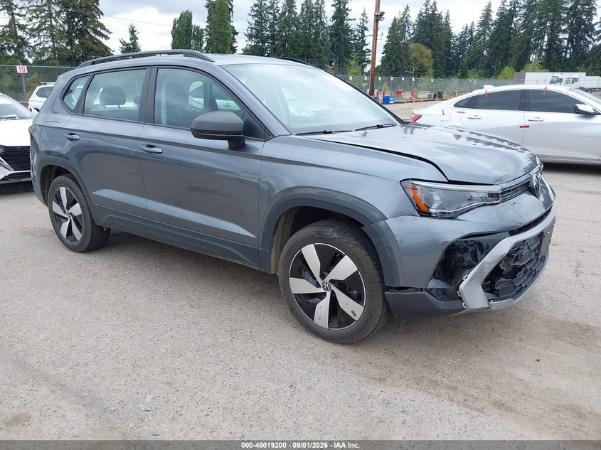 2025 Volkswagen Taos VIN 3VV8C7B20SM008893 — IAAI salvage auction photo