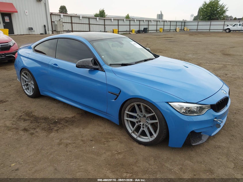 2015 BMW M4 VIN WBS3R9C53FK332809 — IAAI salvage auction photo