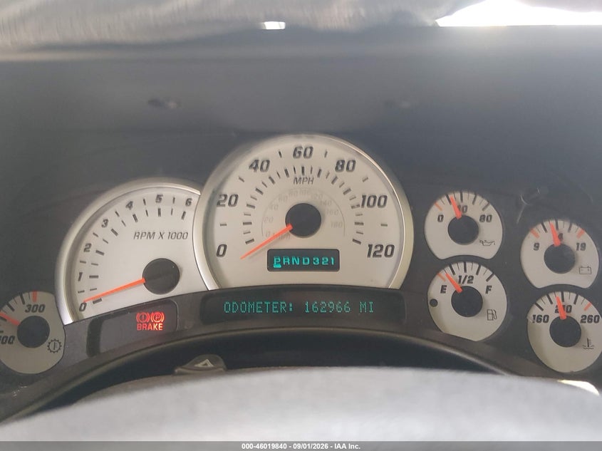 2004 Hummer H2 VIN 5GRGN23U44H100747 IAAI salvage auction — NORMAL WEAR, Clear (Nevada), sold $3,800 on 2026-09-18 (photo 7)