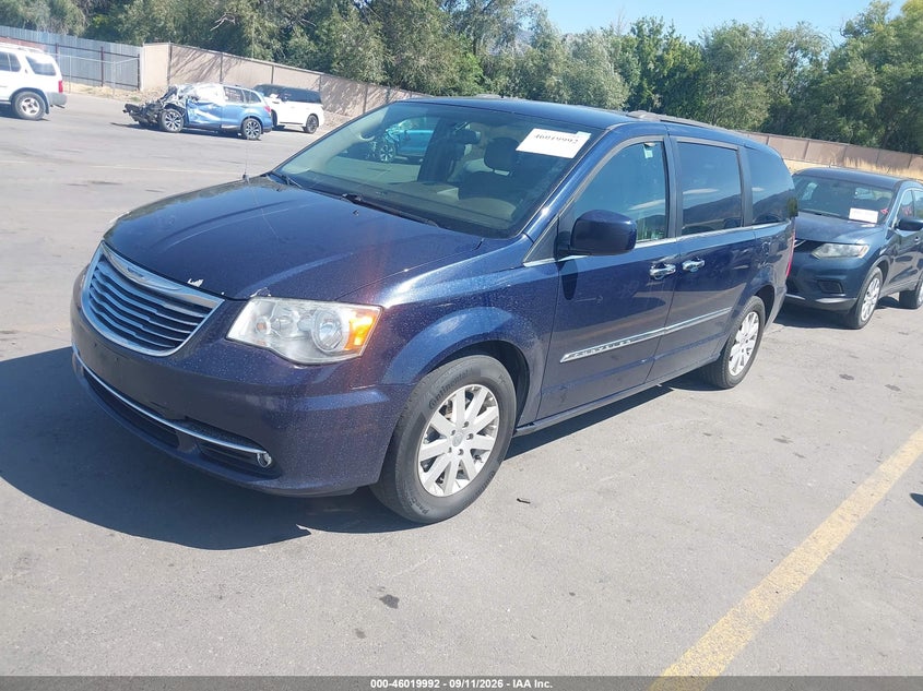 2016 Chrysler Town & country VIN 2C4RC1BG5GR188786 IAAI salvage auction — NORMAL WEAR, Salvage Title, sold $1,250 on 2026-09-23 (photo 2)