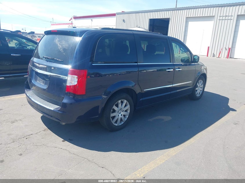 2016 Chrysler Town & country VIN 2C4RC1BG5GR188786 IAAI salvage auction — NORMAL WEAR, Salvage Title, sold $1,250 on 2026-09-23 (photo 4)