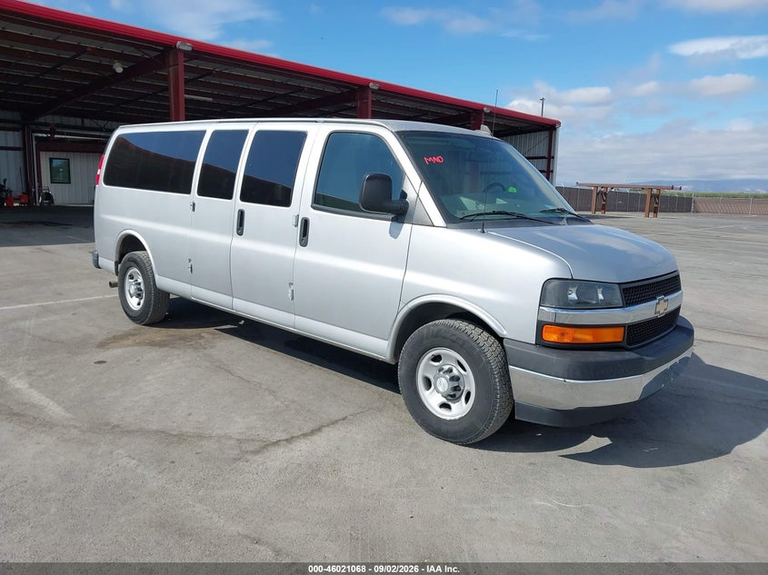 2017 Chevrolet Express 3500 VIN 1GAZGPFF3H1305398 — IAAI salvage auction photo