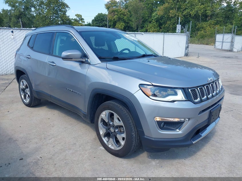 2018 Jeep Compass VIN 3C4NJDCB2JT442497 — IAAI salvage auction photo