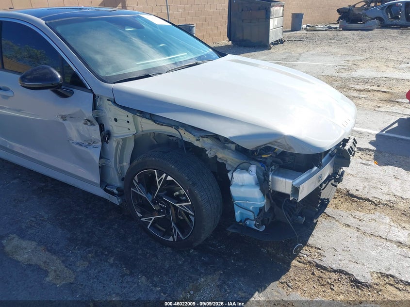 2025 Kia K5 VIN KNAG64J72S5315532 IAAI salvage auction — Right Front, Salvage, sold $10,175 on 2026-10-19 (photo 6)