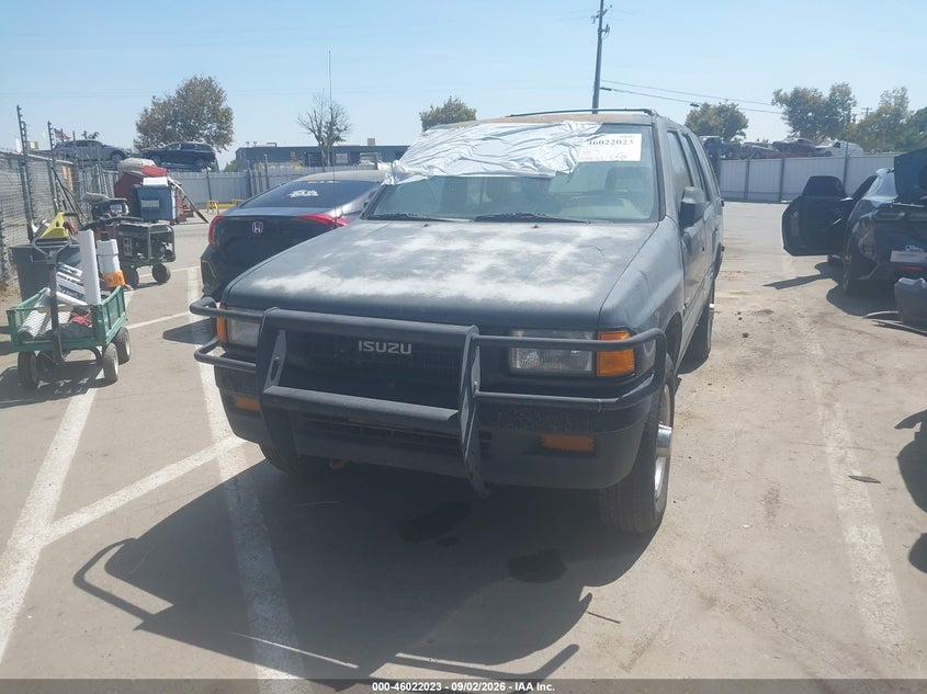 1997 Isuzu Rodeo VIN 4S2CM58V7V4304090 IAAI salvage auction — NORMAL WEAR, Clear - Dealer Only (California), sold $300 on 2026-09-08 (photo 2)