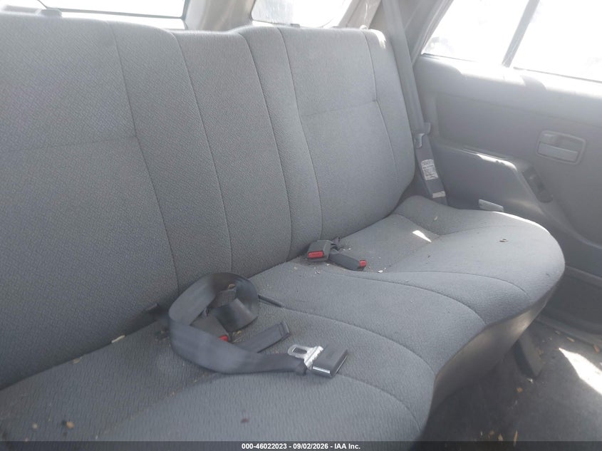 1997 Isuzu Rodeo VIN 4S2CM58V7V4304090 IAAI salvage auction — NORMAL WEAR, Clear - Dealer Only (California), sold $300 on 2026-09-08 (photo 8)