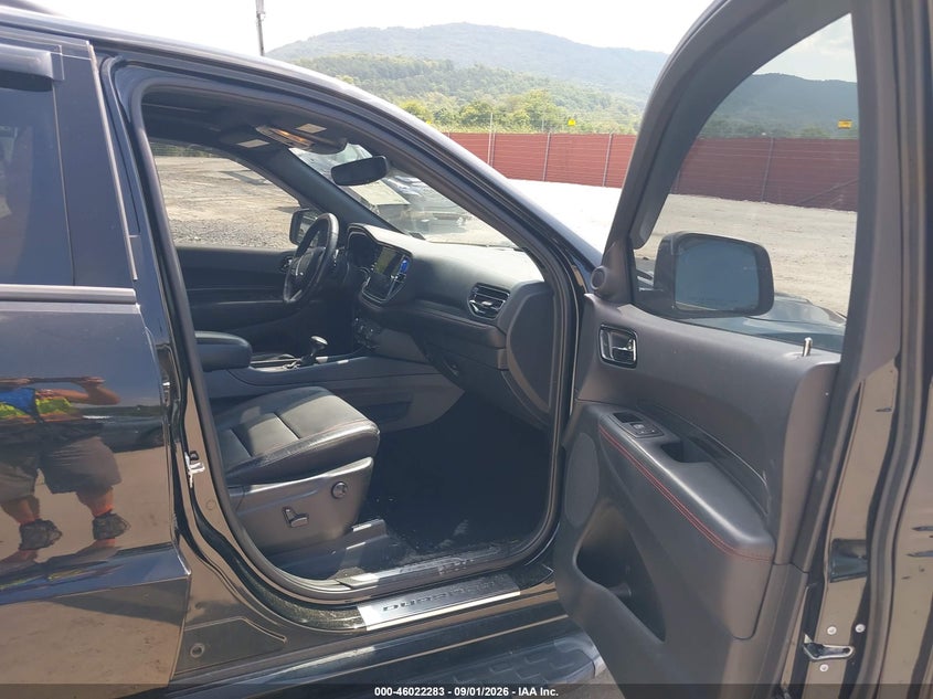 2023 Dodge Durango VIN 1C4SDJCT3PC604868 IAAI salvage auction — FRONT END, Salvage Title, sold $18,600 on 2026-10-09 (photo 5)