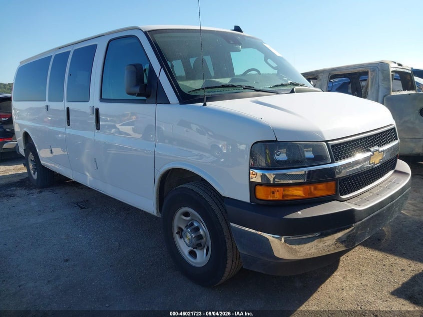2025 Chevrolet Express 2500 VIN 1GAZGPF7XS1151417 — IAAI salvage auction photo