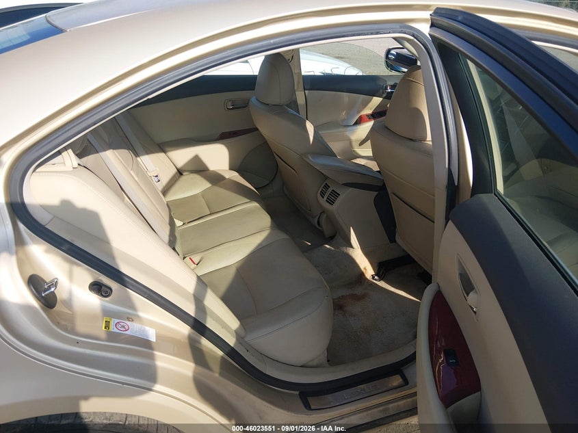 2007 Lexus ES VIN JTHBJ46G272148584 IAAI salvage auction — NORMAL WEAR, Clear (Virginia), sold $0 on 2026-09-27 (photo 8)