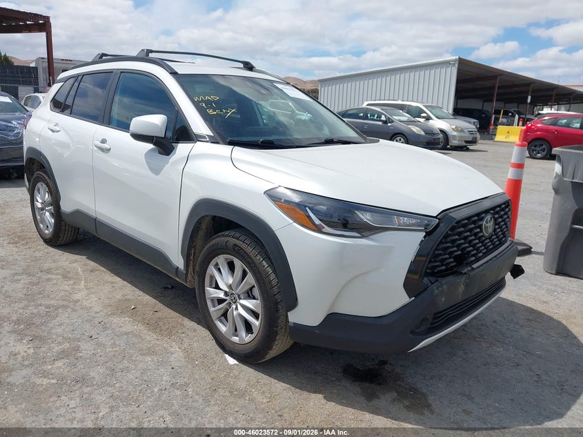 2022 Toyota Corolla cross VIN 7MUCAAAGXNV036154 — IAAI salvage auction photo
