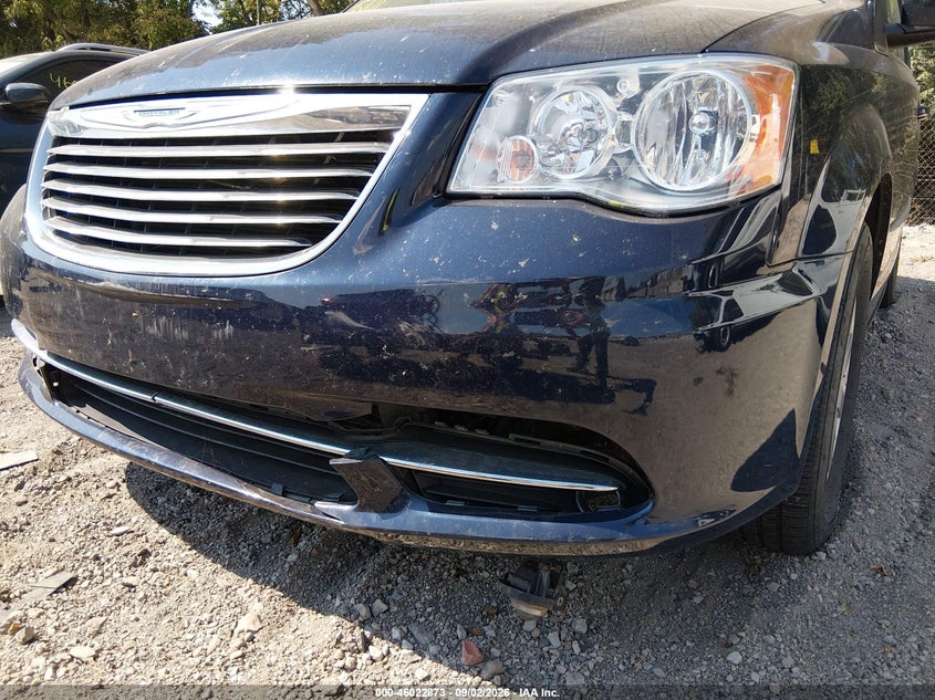 2013 Chrysler Town & country VIN 2C4RC1BG3DR564557 IAAI salvage auction — FRONT END, Wait Title, sold $1,050 on 2026-09-27 (photo 6)