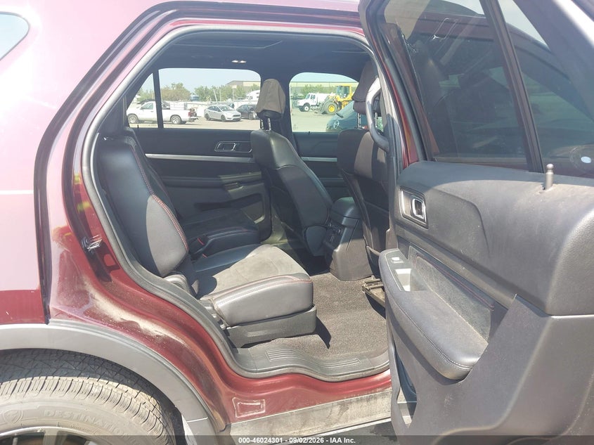 2019 Ford Explorer VIN 1FM5K8D83KGA39475 IAAI salvage auction — FRONT END, Wait Title, sold $1,700 on 2026-09-30 (photo 8)