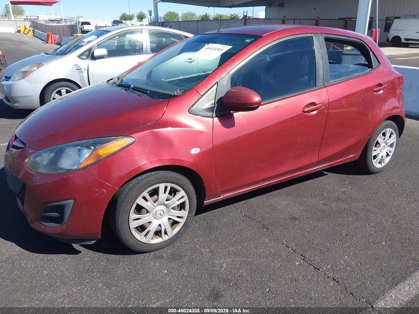 2014 Mazda 2 VIN JM1DE1KY1E0173464 IAAI salvage auction — NORMAL WEAR, Clear (Arizona), sold $400 on 2026-10-02 (photo 2)
