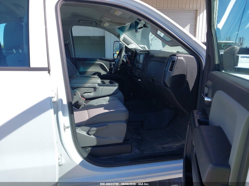 2017 Chevrolet Silverado VIN 1GC4KYCY1HF199564 IAAI salvage auction — NORMAL WEAR, SF97 (California), sold $24,000 on 2026-09-10 (photo 5)