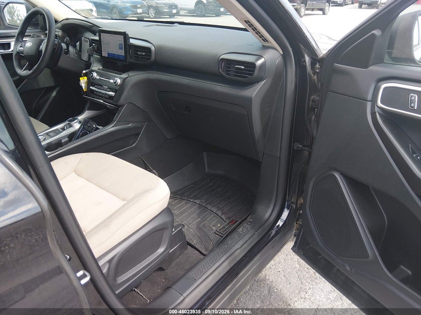 2020 Ford Explorer VIN 1FMSK8BBXLGC38493 IAAI salvage auction — NORMAL WEAR, SF97 (Maryland), sold $10,000 on 2026-10-05 (photo 5)