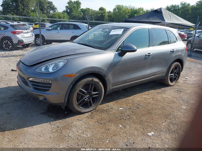 2012 Porsche Cayenne VIN WP1AA2A22CLA12519 IAAI salvage auction — NORMAL WEAR, Wait Title, sold $1,650 on 2026-09-27 (photo 2)