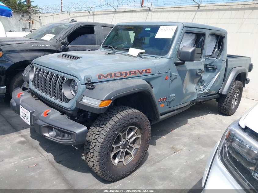 2025 Jeep Gladiator VIN 1C6RJTEG9SL523845 IAAI salvage auction — SIDE, Wait Title, sold $13,550 on 2026-10-07 (photo 2)