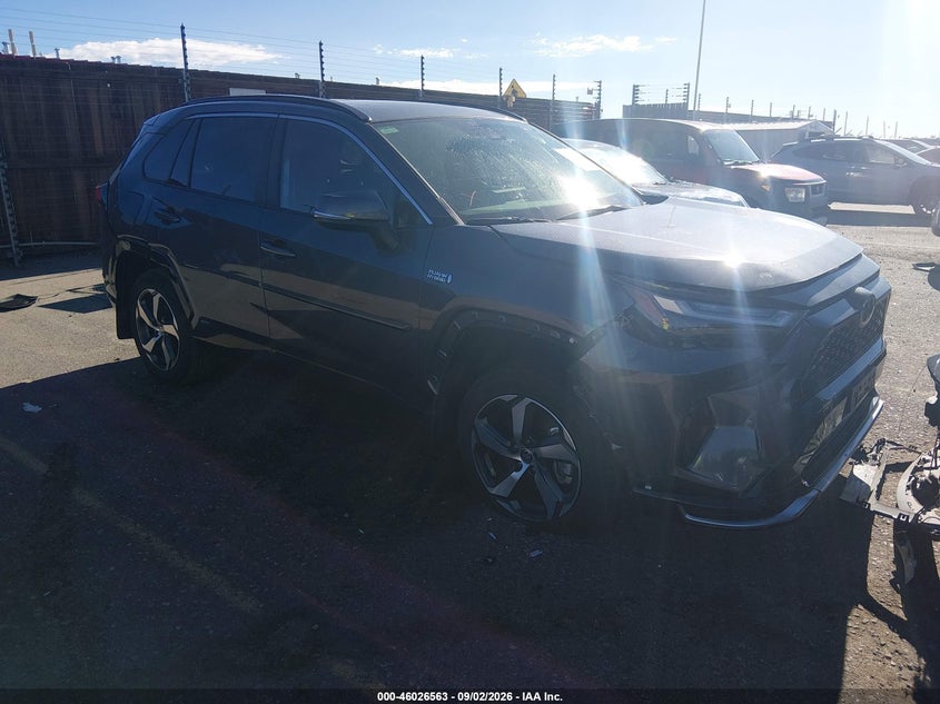 2024 Toyota Rav 4 VIN JTMAB3FV6RD227010 IAAI salvage auction — FRONT & REAR, Salvage Title, sold $16,900 on 2026-10-20 (photo 1)