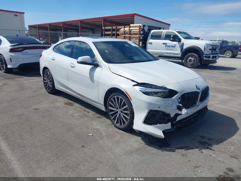2024 BMW 2er VIN WBA53AK0XR7N96767 — IAAI salvage auction photo