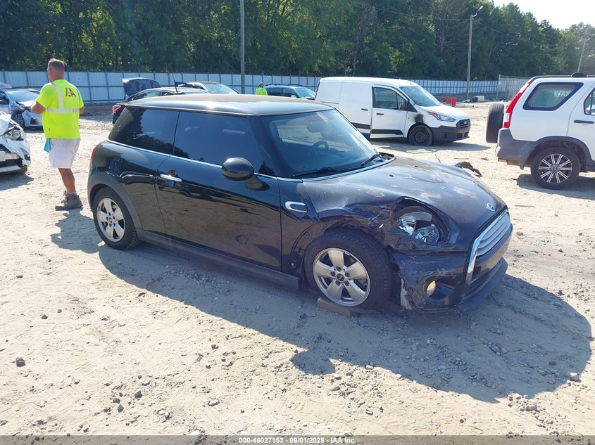 2014 Mini Hardtop VIN WMWXM5C59ET933955 IAAI salvage auction — Unknown, Salvage (Georgia), sold $25 on 2026-10-07 (photo 1)