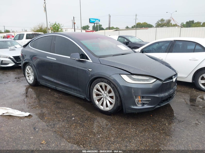 2018 Tesla Model x VIN 5YJXCBE22JF103905 IAAI salvage auction — REAR END, Salvage Title, sold $7,475 on 2026-10-16 (photo 1)