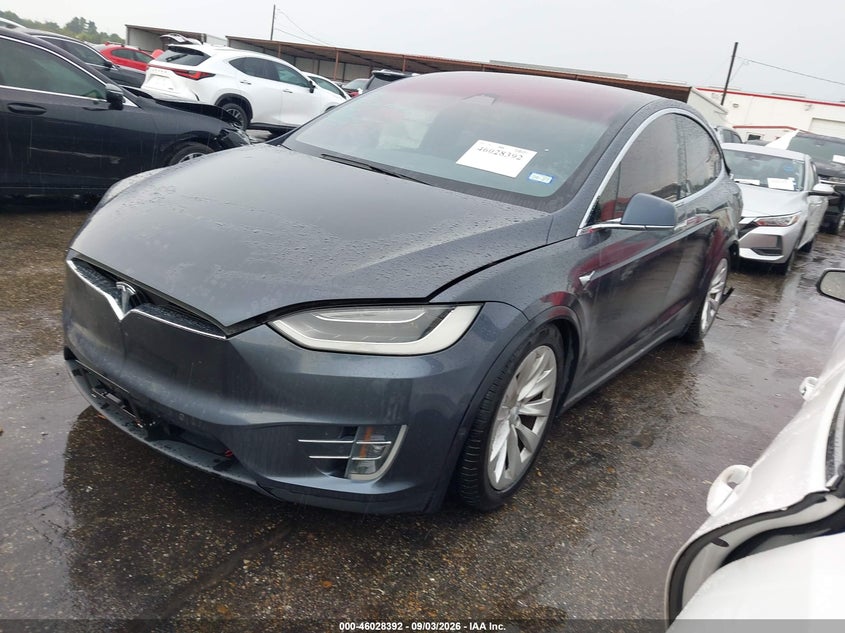 2018 Tesla Model x VIN 5YJXCBE22JF103905 IAAI salvage auction — REAR END, Salvage Title, sold $7,475 on 2026-10-16 (photo 2)