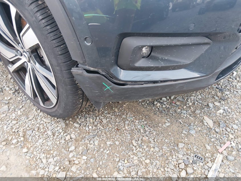 2022 Volvo Xc40 VIN YV4ED3UR0N2643249 IAAI salvage auction — UNDERCARRIAGE, Salvage Title, sold $13,900 on 2026-09-24 (photo 6)