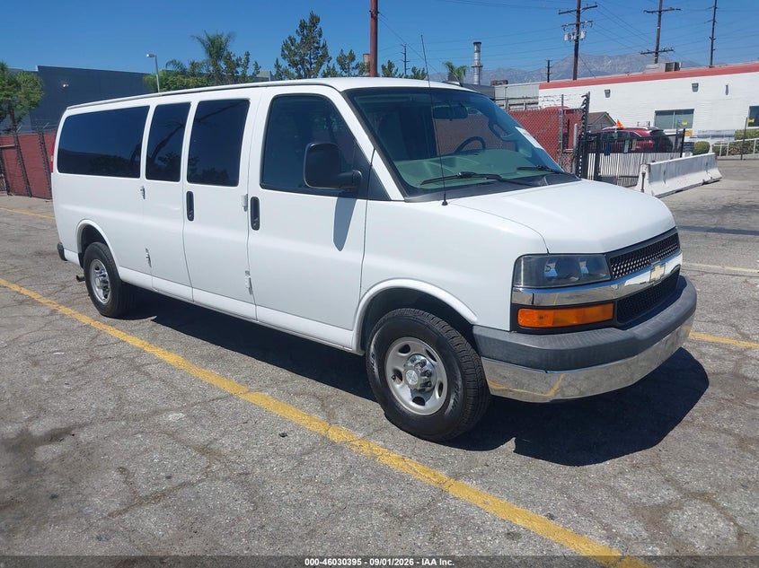2017 Chevrolet Express 3500 VIN 1GAZGPFF7H1270669 — IAAI salvage auction photo