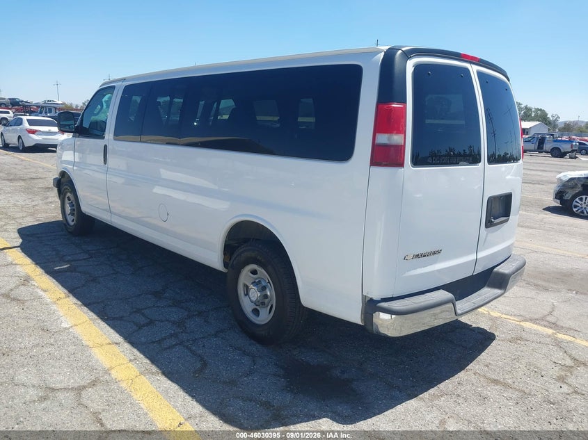 2017 Chevrolet Express 3500 VIN 1GAZGPFF7H1270669 IAAI salvage auction — NORMAL WEAR, Sf97 (California), sold $15,950 on 2026-09-10 (photo 3)
