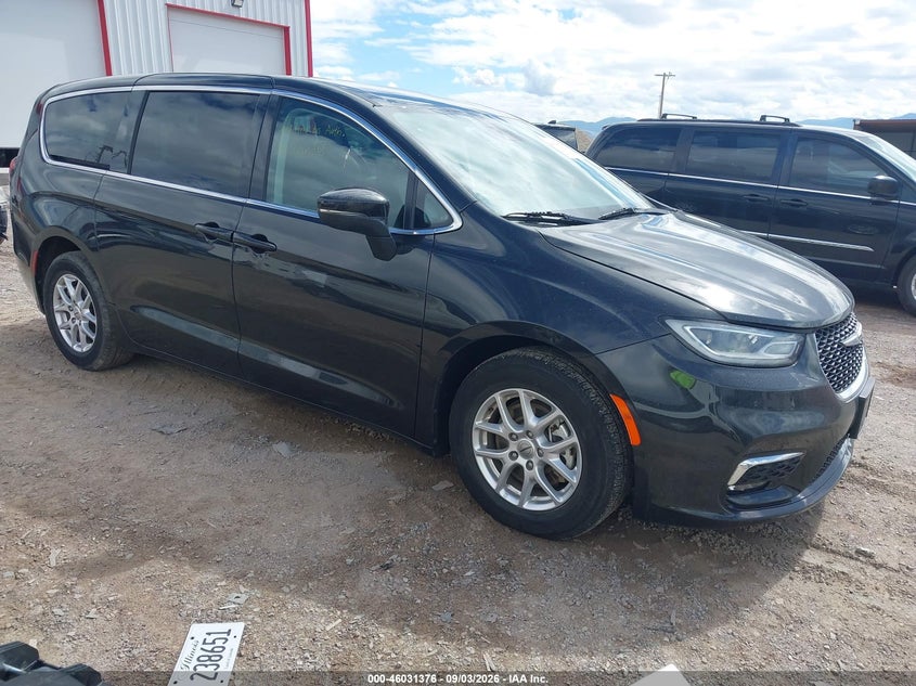 2023 Chrysler Pacifica VIN 2C4RC1BG4PR627184 — IAAI salvage auction photo