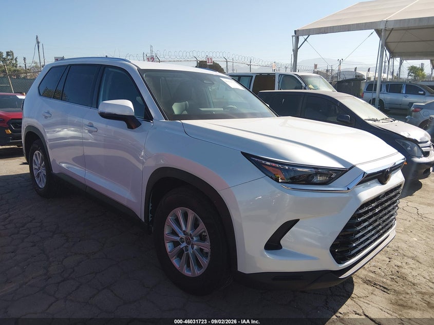 2026 Toyota Highlander VIN 5TDACAB59TS102330 — IAAI salvage auction photo