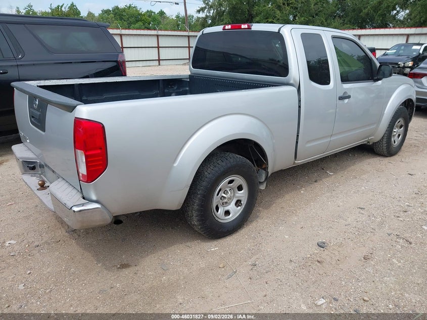 2014 Nissan Navara (frontier) VIN 1N6BD0CT9EN718026 IAAI salvage auction — FRONT END, Wait Title, sold $800 on 2026-09-27 (photo 4)
