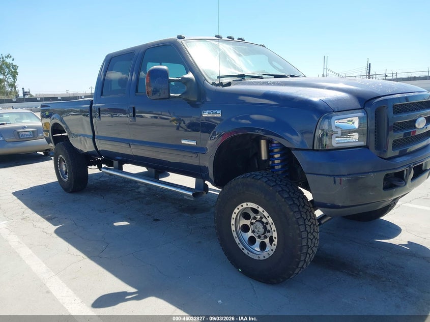 2006 Ford F-250 VIN 1FTSW21P06EB63323 IAAI salvage auction — REAR END, Salvage (California), sold $2,050 on 2026-09-16 (photo 1)