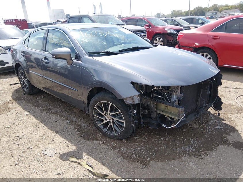 2017 Lexus ES VIN 58ABK1GG9HU075803 — IAAI salvage auction photo