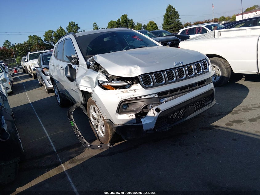 2025 Jeep Compass VIN 3C4NJDBN3ST597833 — IAAI salvage auction photo