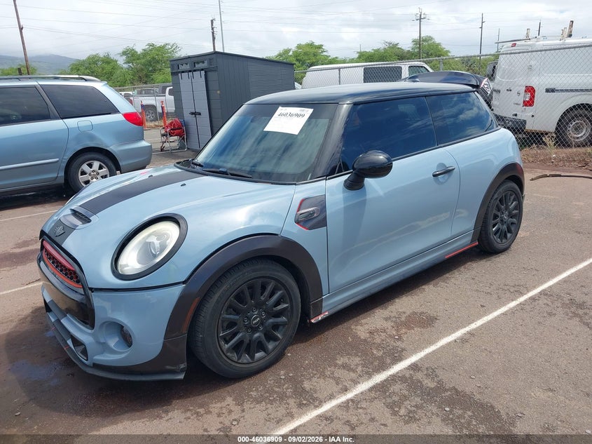 2015 Mini Hard top VIN WMWXP7C59F2A58762 IAAI salvage auction — NORMAL WEAR, Salvage Title (Hawaii), sold $1,225 on 2026-09-20 (photo 2)