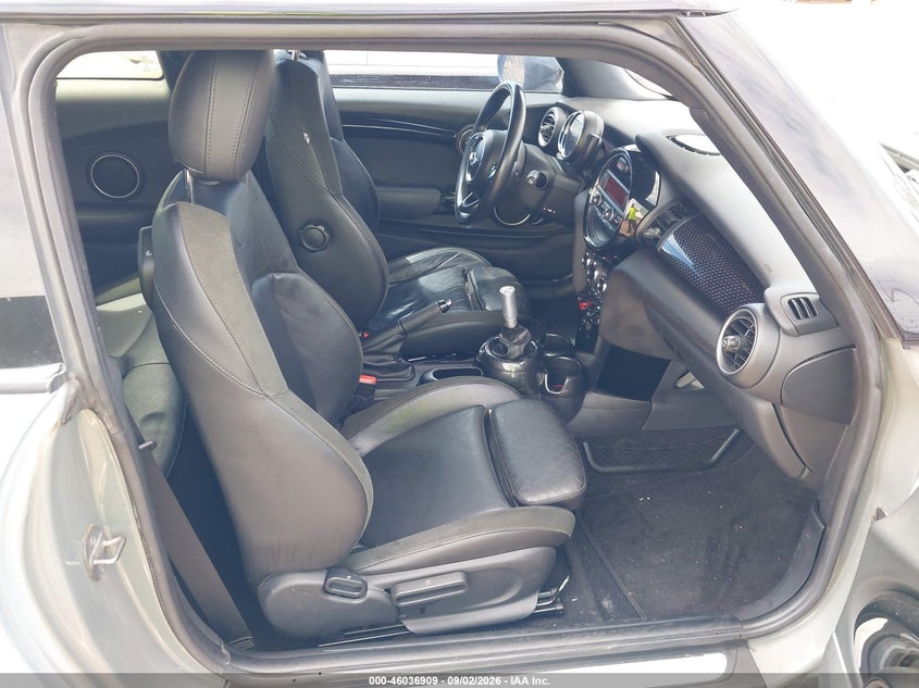 2015 Mini Hard top VIN WMWXP7C59F2A58762 IAAI salvage auction — NORMAL WEAR, Salvage Title (Hawaii), sold $1,225 on 2026-09-20 (photo 5)