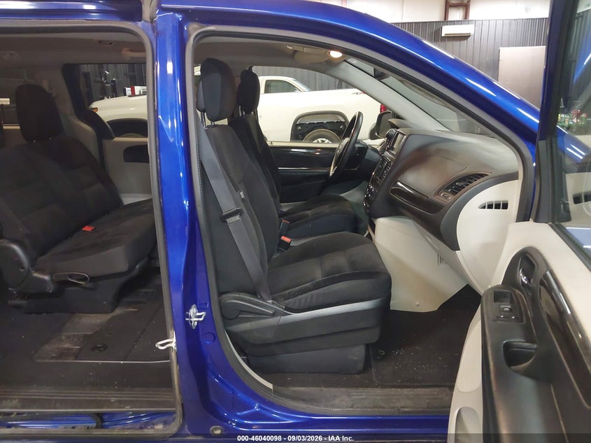 2018 Dodge Grand caravan VIN 2C4RDGBG6JR297023 IAAI salvage auction — NORMAL WEAR, Sf97 (New York), sold $12,550 on 2026-09-14 (photo 5)