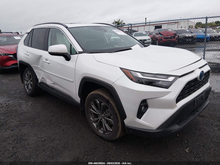 2024 Toyota Rav 4 VIN 4T3B6RFV4RU172393 IAAI salvage auction — RIGHT FRONT, Wait Title, sold $12,700 on 2026-09-21 (photo 1)