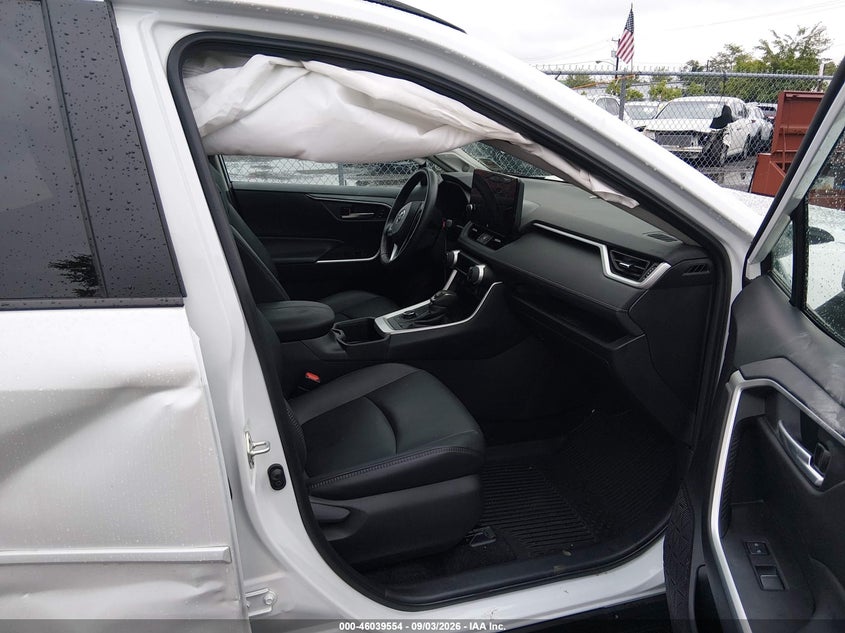 2024 Toyota Rav 4 VIN 4T3B6RFV4RU172393 IAAI salvage auction — RIGHT FRONT, Wait Title, sold $12,700 on 2026-09-21 (photo 5)