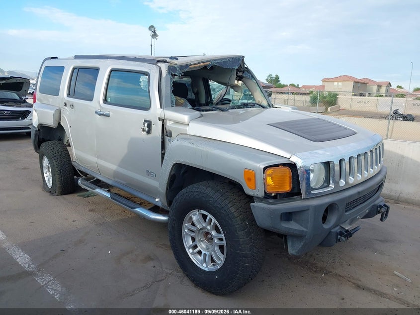 2007 Hummer H3 VIN 5GTDN13E778154919 IAAI salvage auction — ROLLOVER, Salvage (Arizona), sold $2,400 on 2026-10-06 (photo 1)