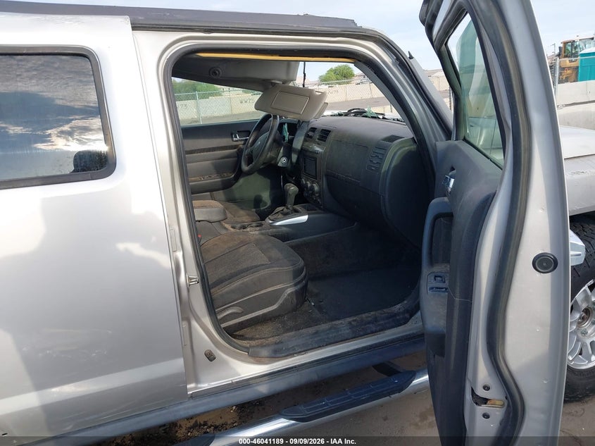 2007 Hummer H3 VIN 5GTDN13E778154919 IAAI salvage auction — ROLLOVER, Salvage (Arizona), sold $2,400 on 2026-10-06 (photo 5)