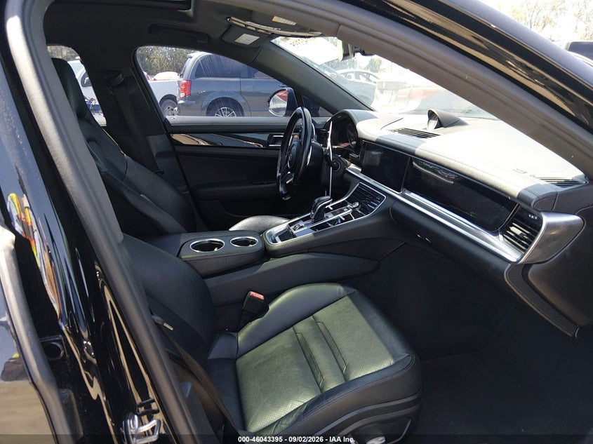 2018 Porsche Panamera VIN WP0AA2A7XJL112510 IAAI salvage auction — NORMAL WEAR, Clear - Dealer Only (California), sold $6,500 on 2026-09-10 (photo 5)