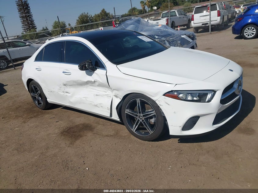 2022 Mercedes-benz A-klasse VIN W1K3G4EB7NJ331563 — IAAI salvage auction photo